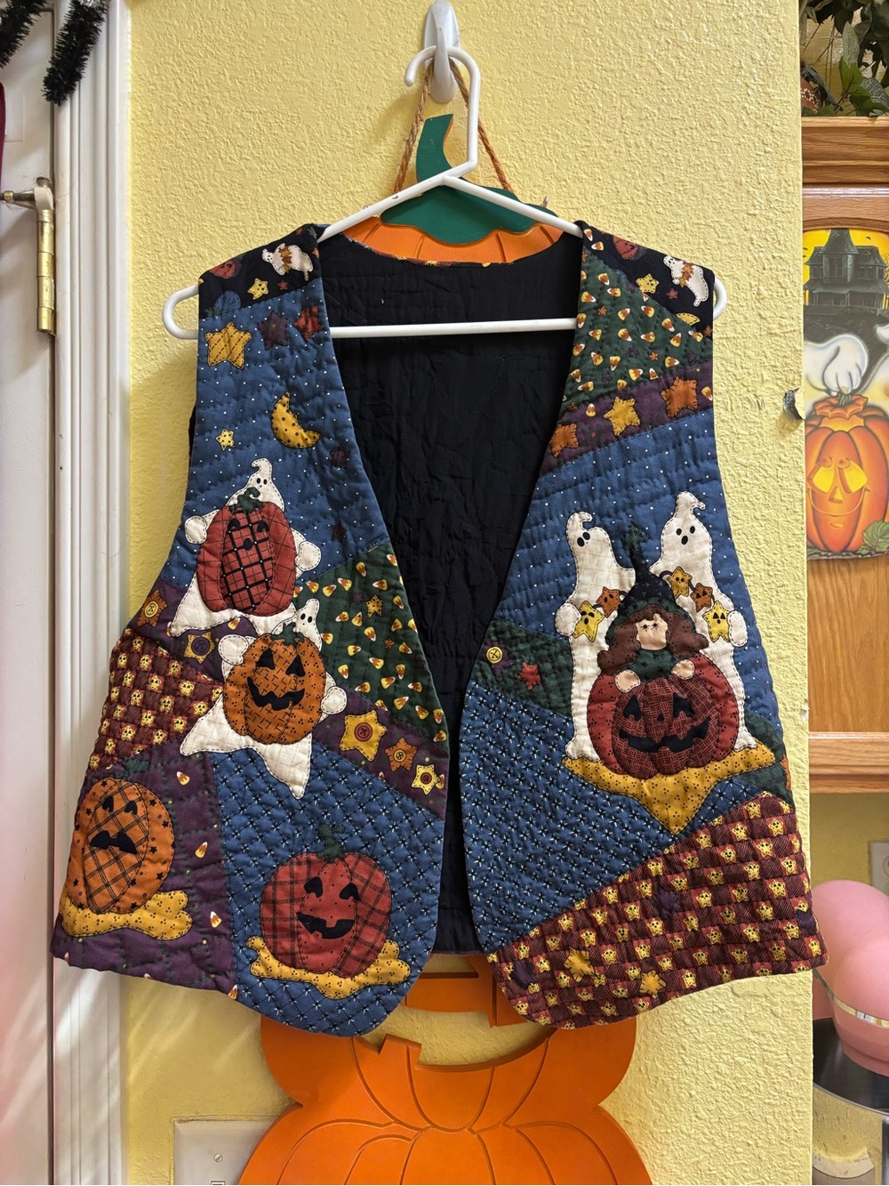 Halloween Vintage Patchwork Pumpkin Vest for Women One Size- Multicolor